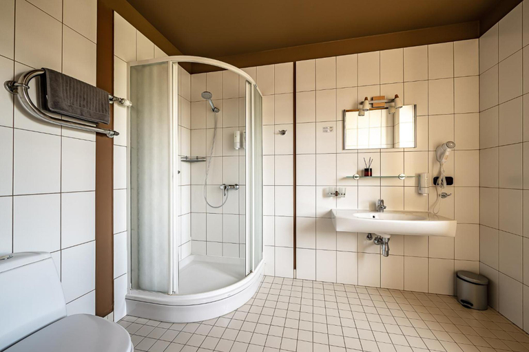 Bathroom 4, More Hotel, Liepaja