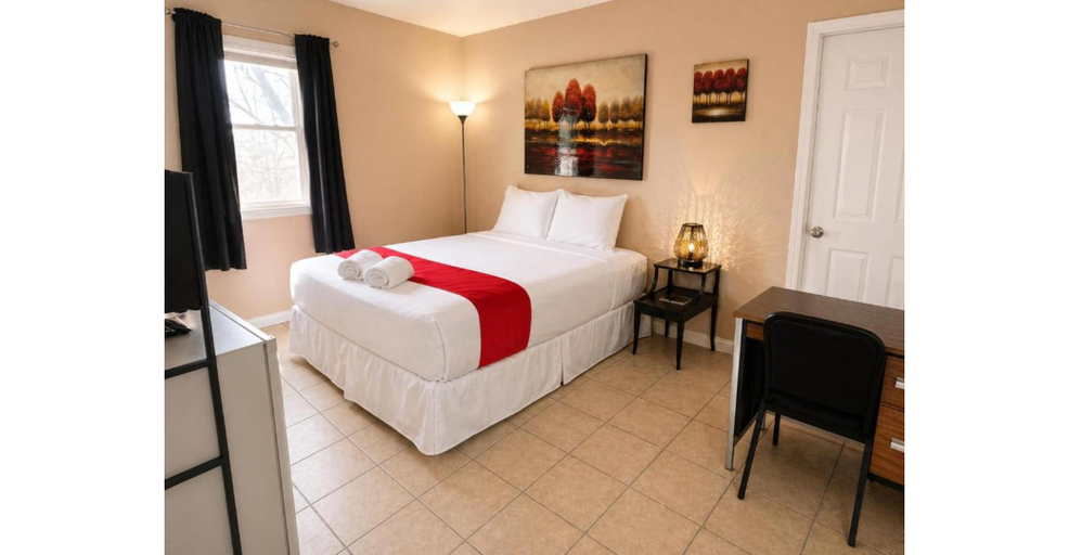 Room 3, Skylark Motel by OYO, Taylor