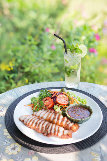 Food & Drinks 4, Cattani S Riverside Home, Phra Nakhon Si Ayutthaya