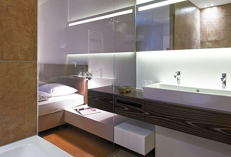 Bathroom 4, Weinhaus Henninger, Bad Dürkheim
