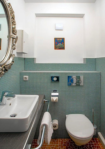 Bathroom 4, Hotel Royal Jvºlich, Düren