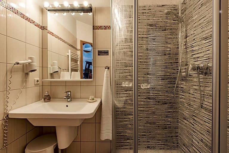 Bathroom 4, Aparthotel Strandhus, Vorpommern-Greifswald