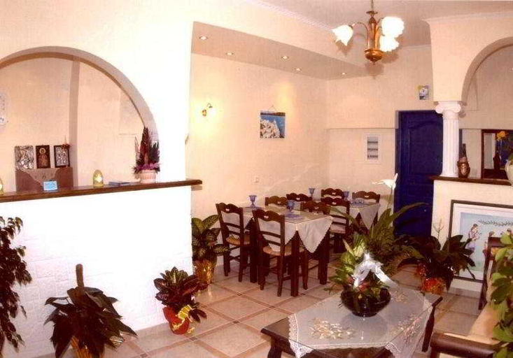 Food & Drinks, Lignos, South Aegean