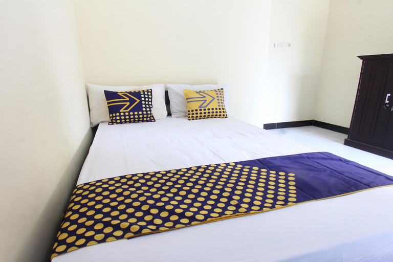 Room 3, Oyo Life 93155 Wisma Sarah, Lombok