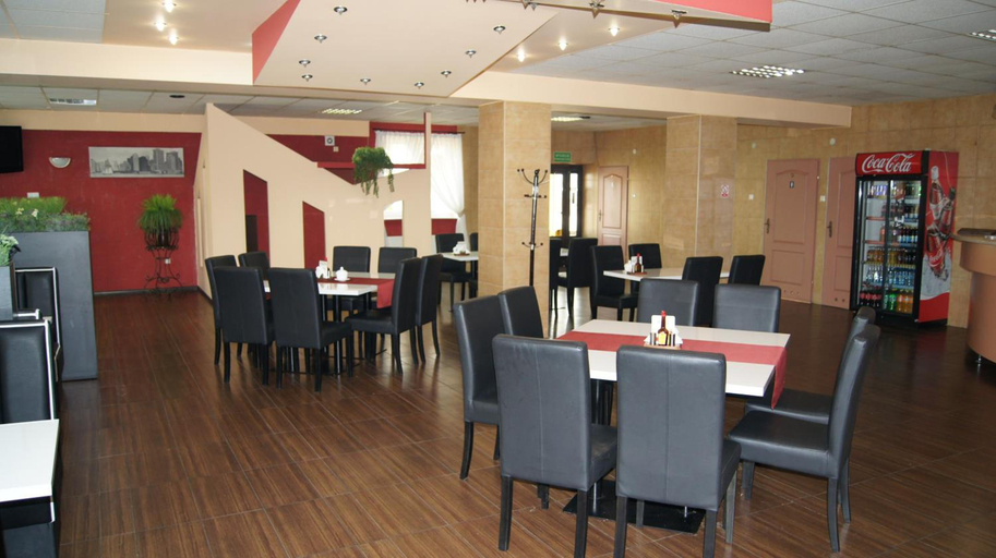 Food & Drinks 5, Zajazd Fadom, Łomża