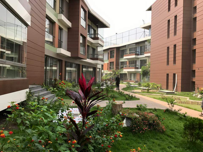 Others 5, Accra Luxury Apartments At Pearl In City, Accra