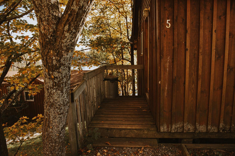 Others 4, Lang Lake Resort, Sudbury