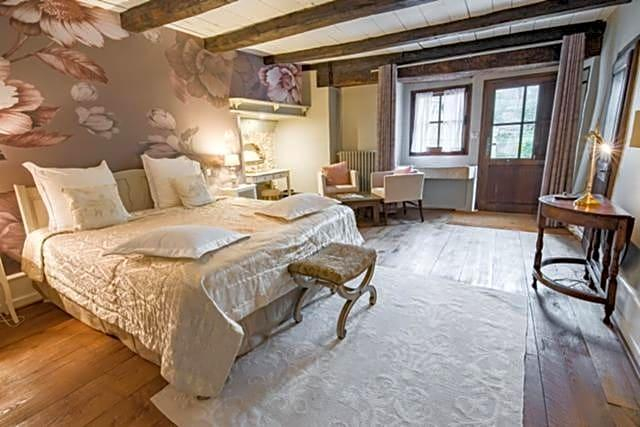 Room 2, Hostellerie La Montagne, Haute-Marne