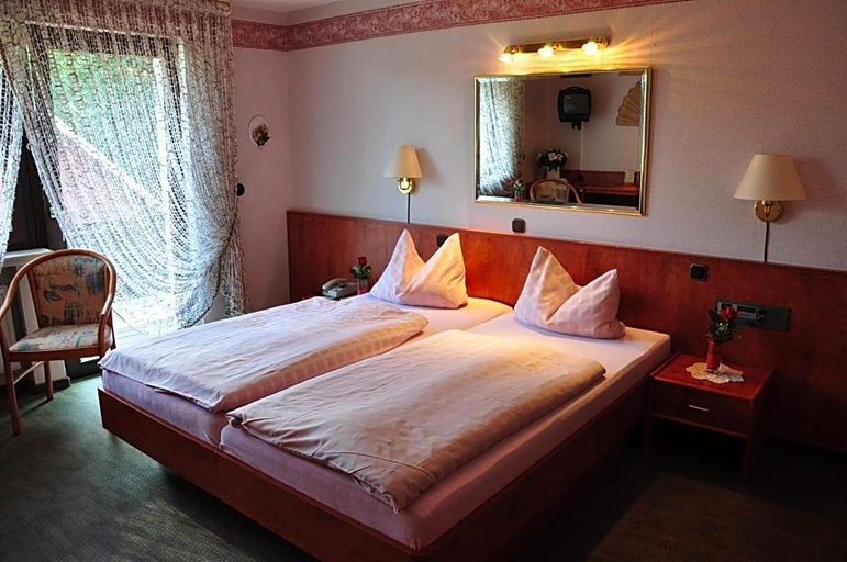 Bedroom 5, Hotel Kempenhof, Lippe