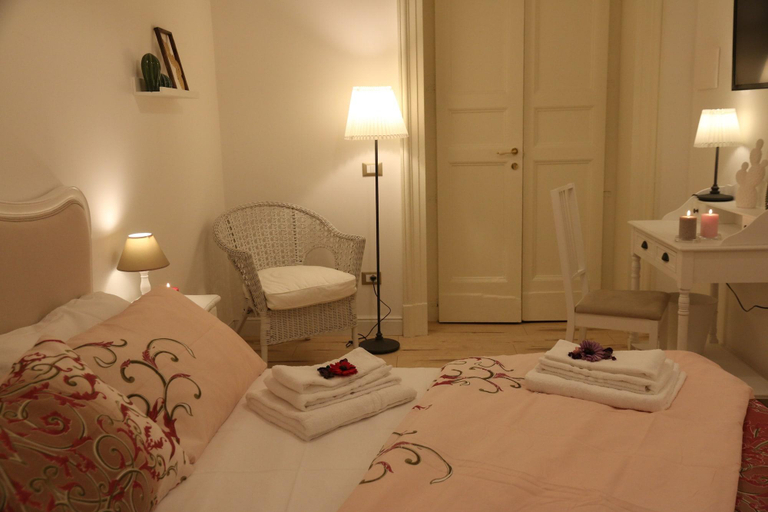 Bedroom 3, Aitna B&B, Catania