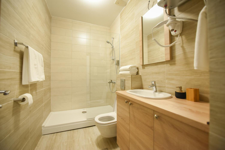 Bathroom 4, Korzo Apartmani