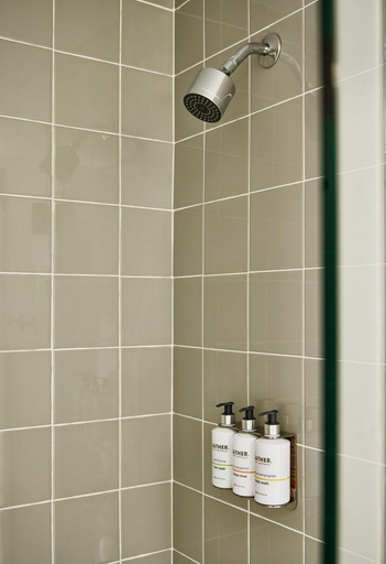 Room 3, Parker Beach Lodge, Barnstable