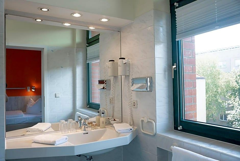 Bathroom 4, Hotel Adagio, Leipzig
