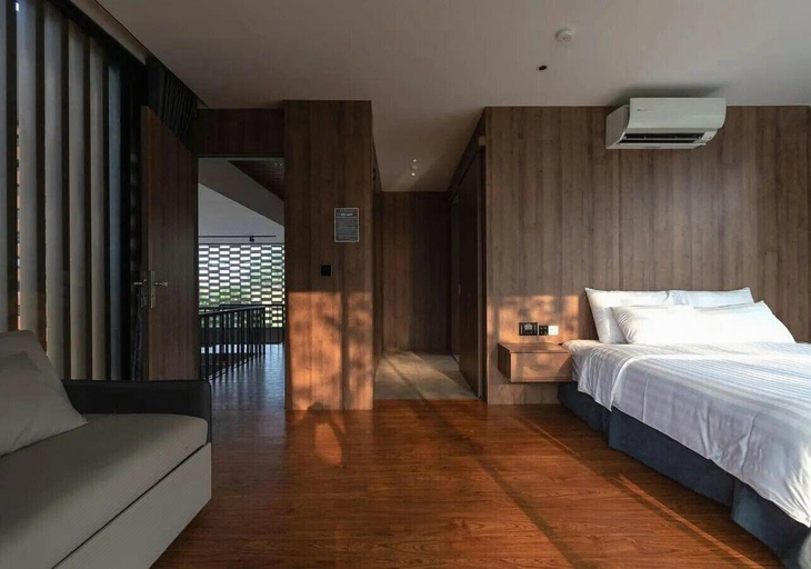Bedroom 3, Jerry's Planet, Gangnam