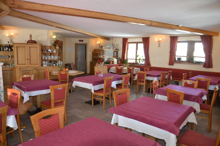 Food & Drinks 4, Hotel 2000, Sondrio