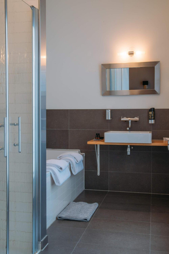 Bathroom 3, Hotel Ml, Haarlem