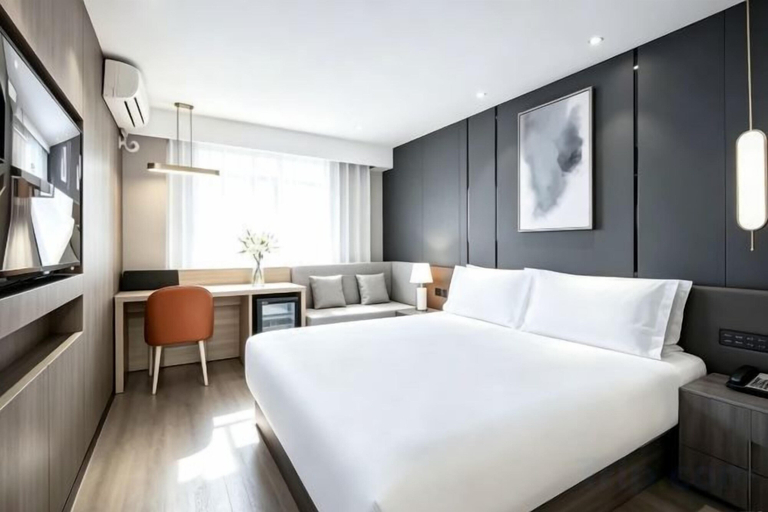 Bedroom 3, Orange Hotel (Beijing Wangjing Subway Station), Beijing