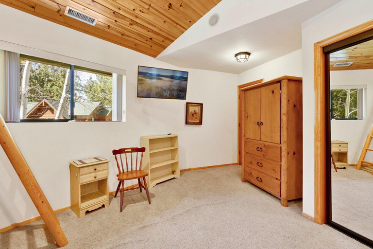 Public Area, Eagle Point Lake House #2471, San Bernardino