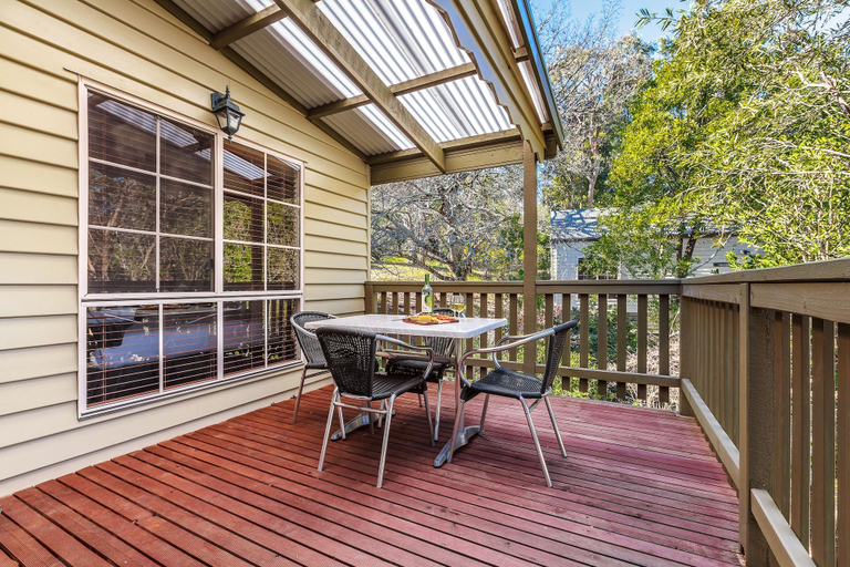 Bedroom 2, The Cottages At Hepburn Springs, Hepburn - East