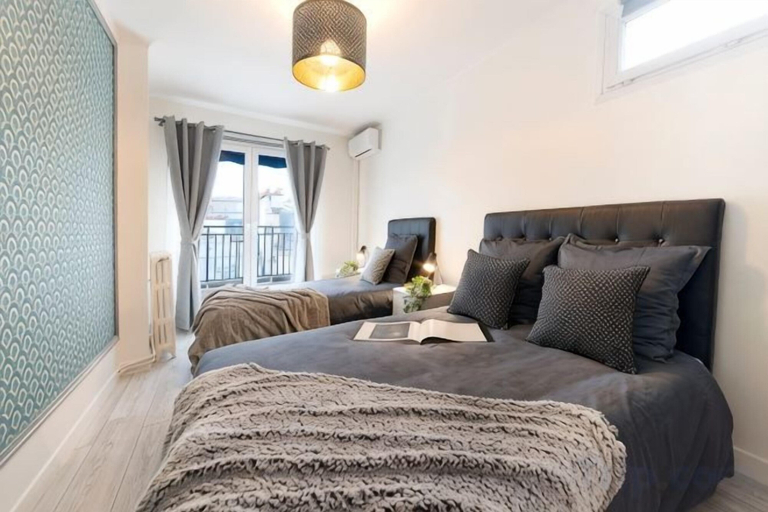 Bedroom 4, Horizon House, Paris
