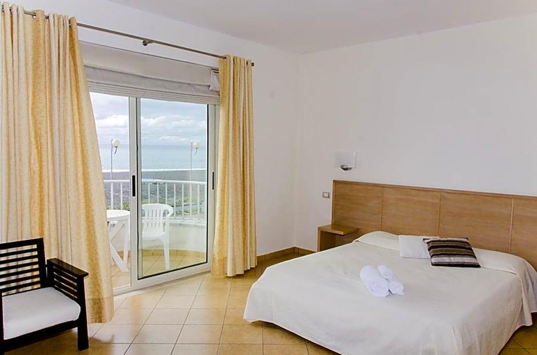 Room 4, Hotel Garden, Cosenza