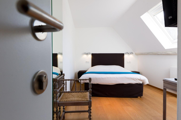 Bedroom 3, Hotel Le Clos Des Rv Collets, Luxembourg