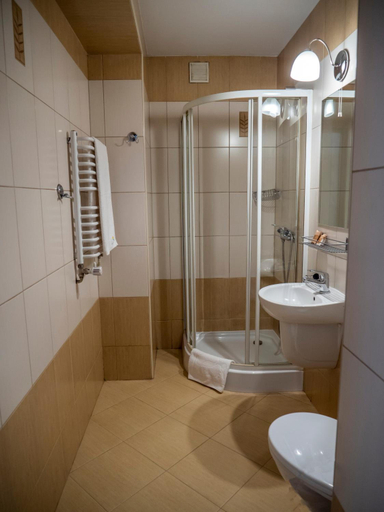 Bathroom 4, Kolejarz Natura Tour, Tatra