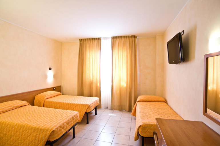Bedroom 3, Hotel Colombo, Treviso