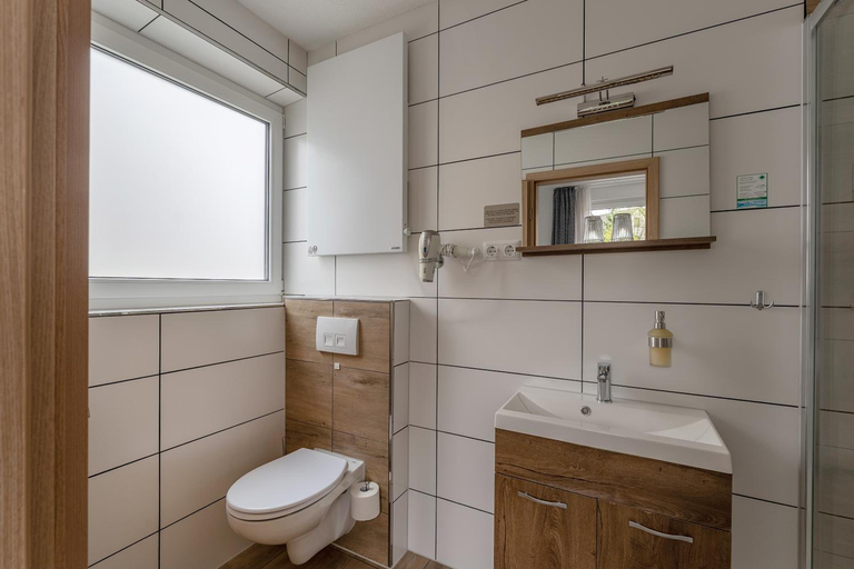 Bathroom 3, Hotel Glas Schwarzwald, Rottweil