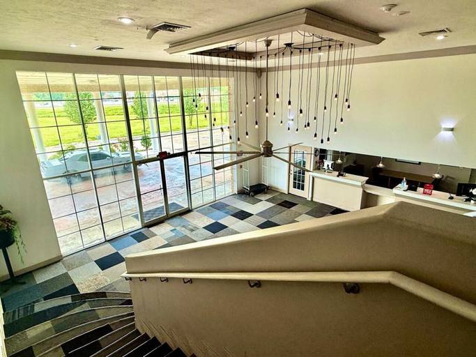 Public Area 2, University Inn of Carbondale, Jackson