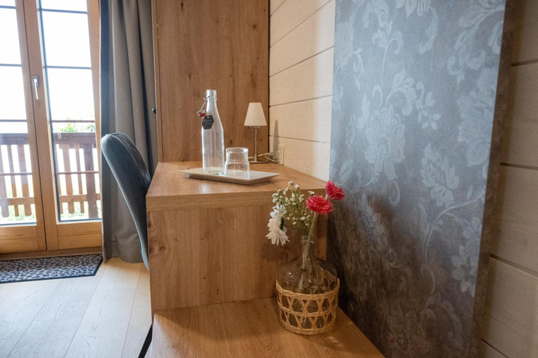Others 5, Hotel Aletsch, Raron