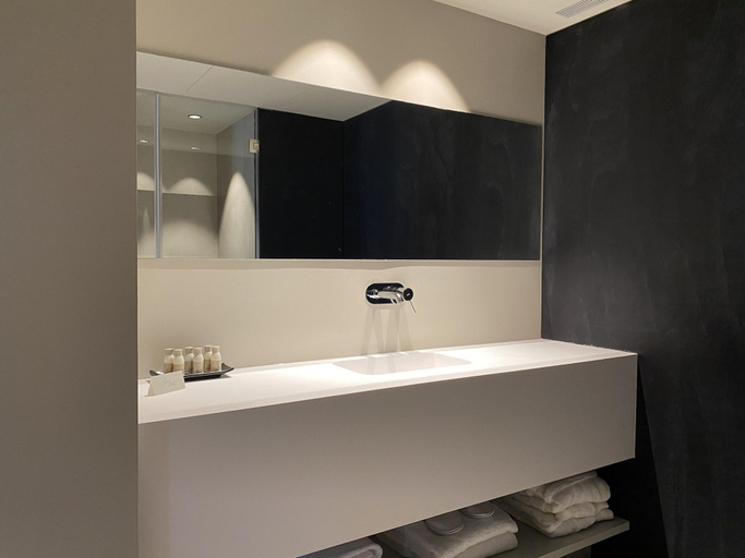 Bathroom 4, Casa Grande Hotel, La Rioja