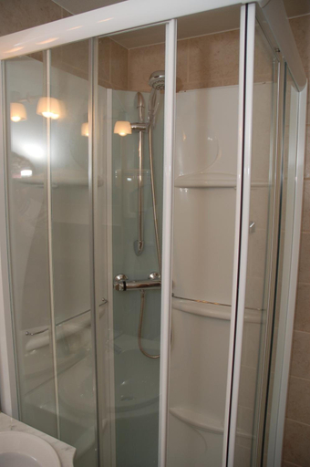 Bathroom 3, B&b Bloemenweelde, West-Vlaanderen