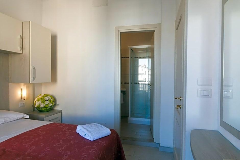 Bedroom 4, Hotel Zenith, Ravenna