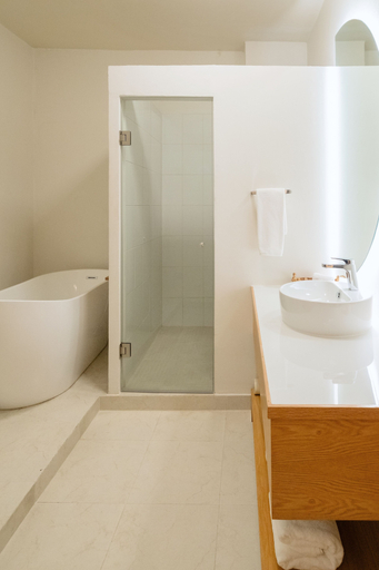 Bathroom 3, Don Manuel - Luxury Apartments & Studios, Del Centro