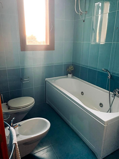 Bathroom 4, Hotel Costa Blu, Lecce