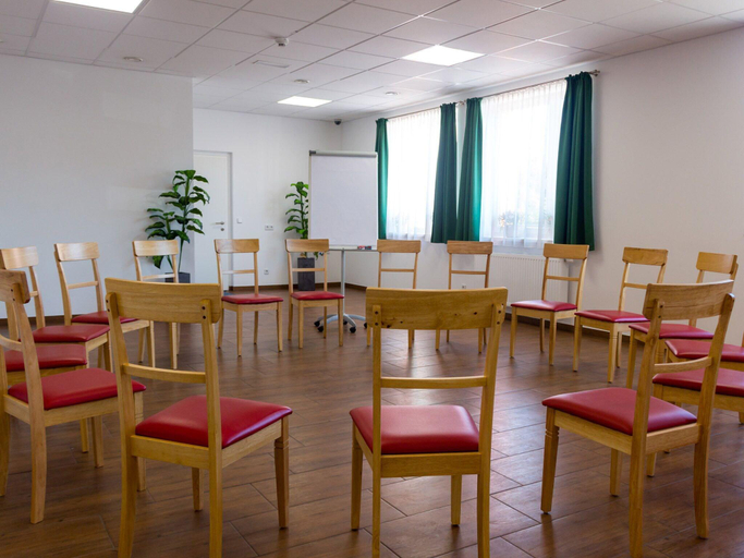Food & Drinks 5, Winrooms Hotel Appartement, Wiener Neustadt
