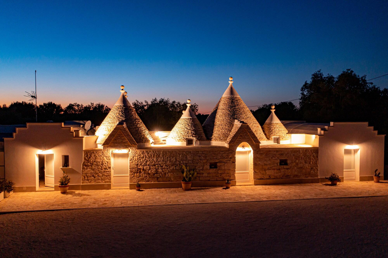 General view 2, Trulli Pietraverde Guest House, Brindisi
