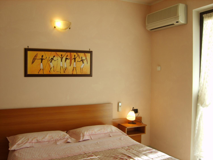 Bedroom 3, Hotel Rosso Di Sera, Caserta