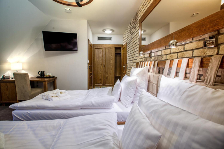 Bedroom 3, Hotel & Spa **** Kasztel Uniejów, Poddębice
