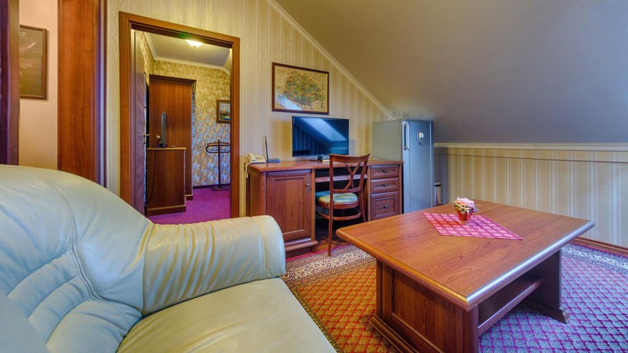 Bedroom 3, Hotel Tevel, Galanta