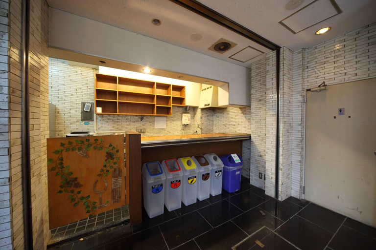 Public Area 2, Exsaison Sugamo, Toshima