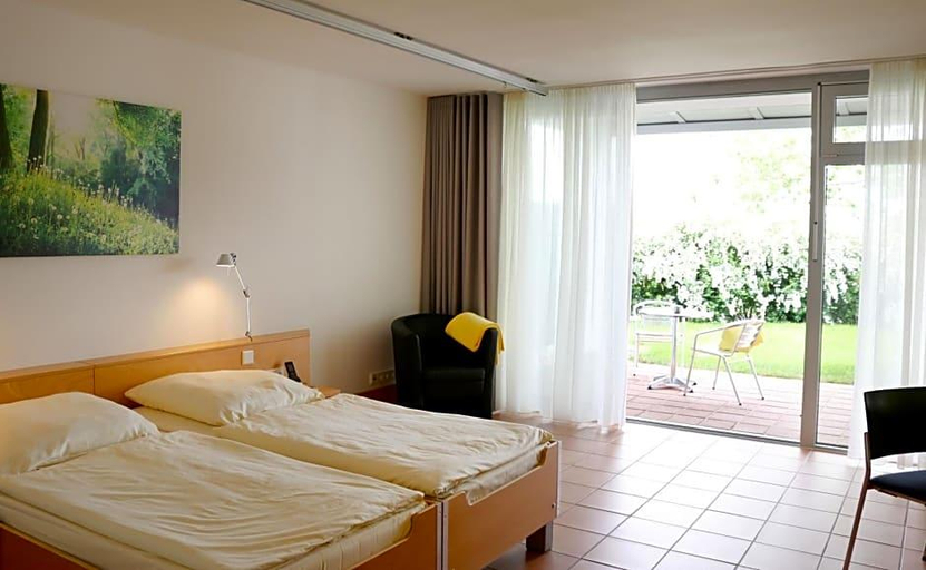 Bedroom 3, Seminarhotel In Der Manfred Sauer Stiftung, Rhein-Neckar-Kreis
