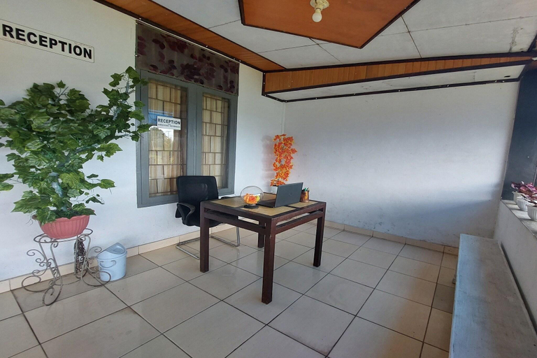 Lobby 5, Oyo 93642 Penginapan Al Ashar, Banjar