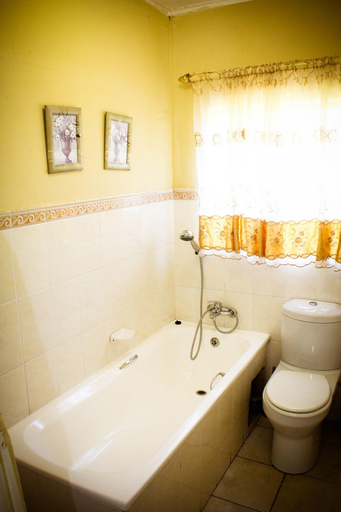 Room 4, River Ridge Guest House, Gaborone