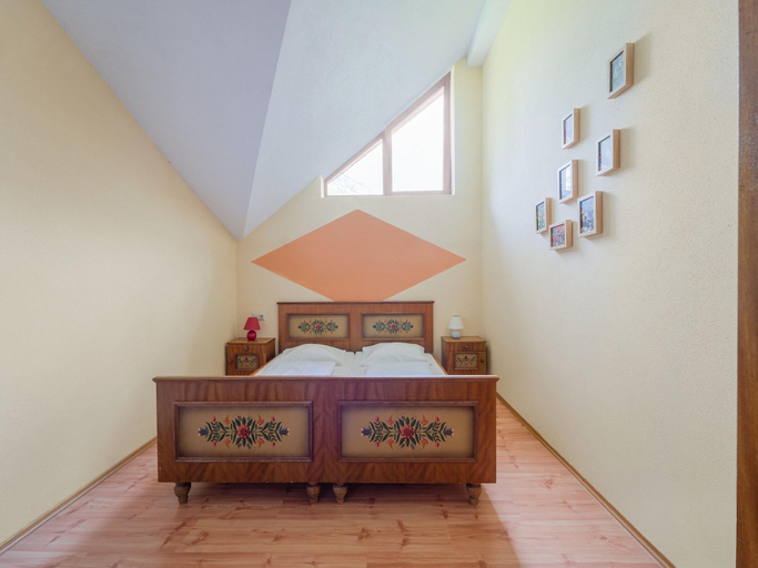 Room 4, Quaint Alpine Hut In The Stubaital With Sauna, Innsbruck Land