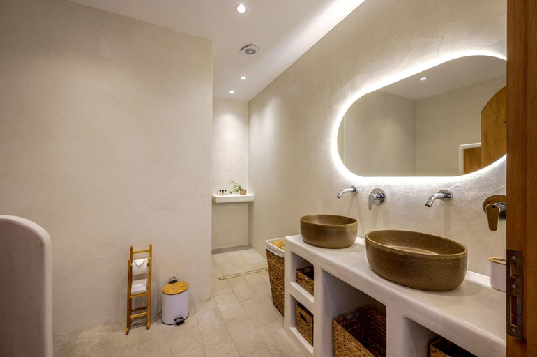 Bathroom 3, Euphoria Suites Spa, South Aegean