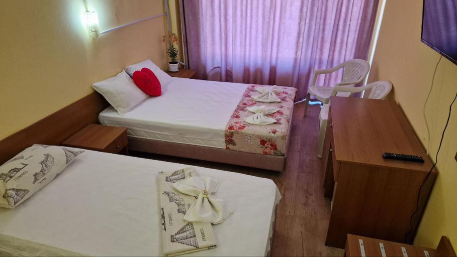 Bedroom 3, Complex Dobrudja, Balchik
