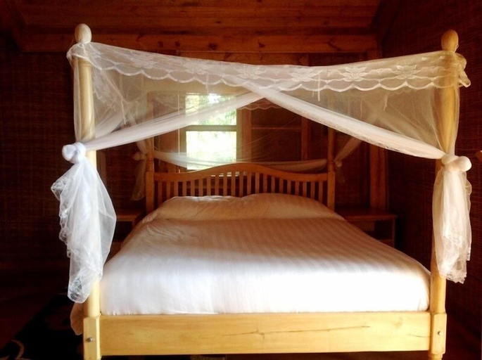 Room 4, Lake Bunyonyi Eco Resort, Ndorwa
