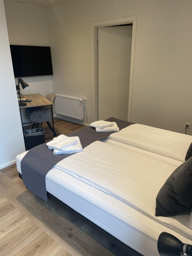 Bedroom 3, Hotel Tante, Lemvig